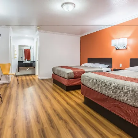 Motel 6 Tremonton, Utah-3