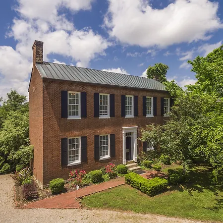 Bourbon Manor Bed & Breakfast Inn-2