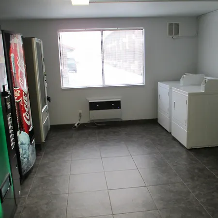 Americas Best Value Inn Billings-3