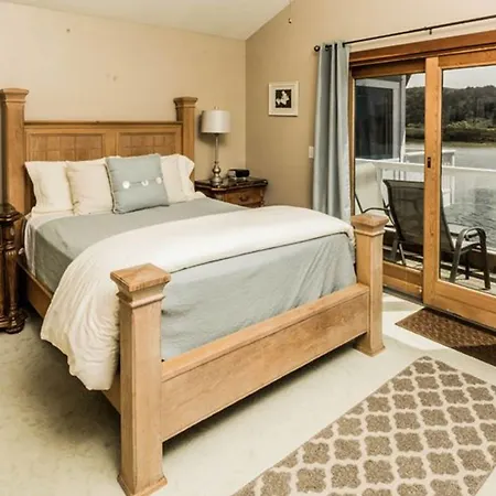 Jenner Inn-3