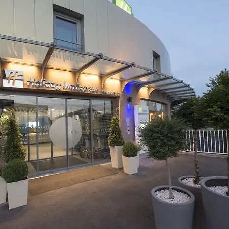 Holiday Inn Express Paris - Velizy By Ihg-3