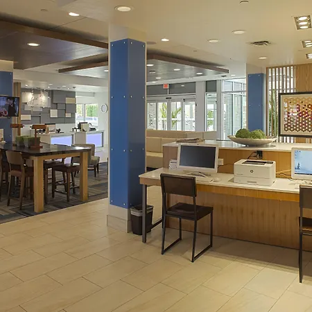 Holiday Inn Express & Suites Boise Airport By Ihg-3