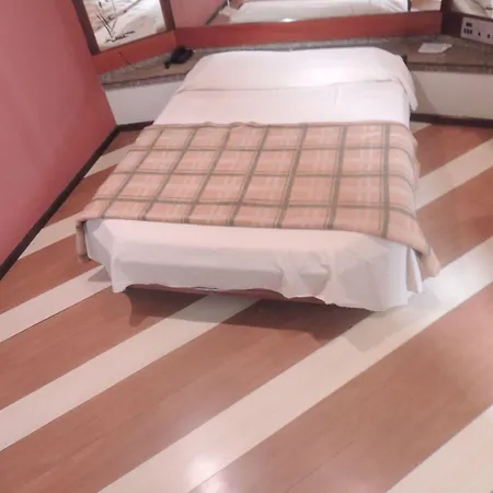 Verona Hotel (Adults Only)-2