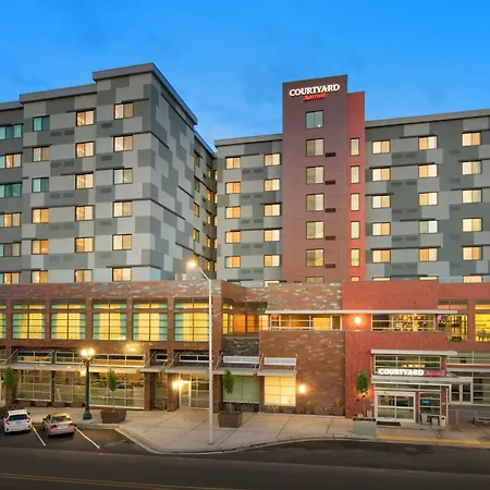 Courtyard By Marriott Seattle Everett Downtown-3
