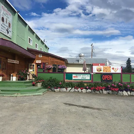 Kluane Park Inn-3