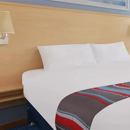 Travelodge Nottingham Central-2