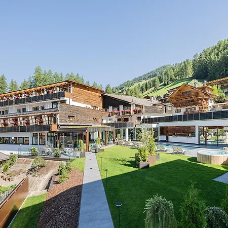Alpenwellnesshotel St. Veit-2