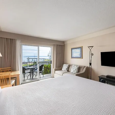 Sidney Waterfront Inn & Suites-2