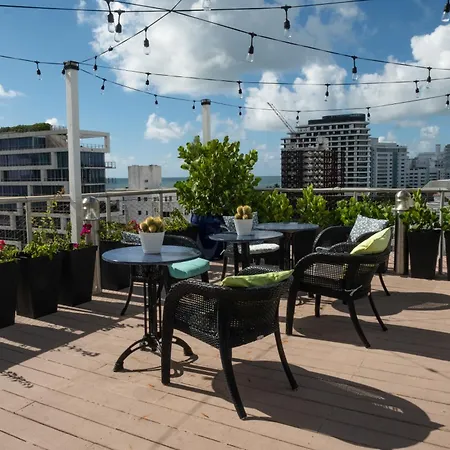 Hotel Croydon-2