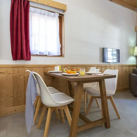 Résidence Prestige Odalys Les Fermes de Châtel-3