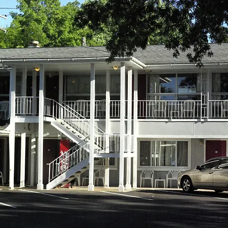 Grand Traverse Motel-2