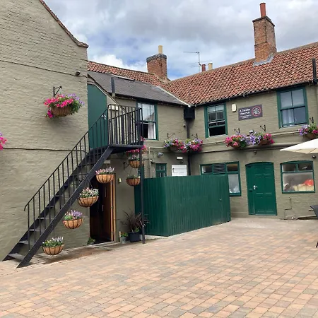 Beaumond Cross Inn-2