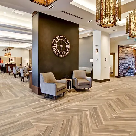 Hampton Inn & Suites By Hilton Grande Prairie-3
