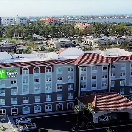 Holiday Inn Express & Suites - St. Petersburg - Madeira Beach By Ihg-2