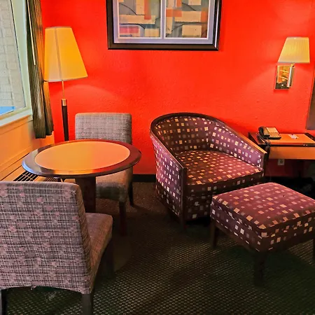 Travelodge By Wyndham Houston Hobby Airport-2