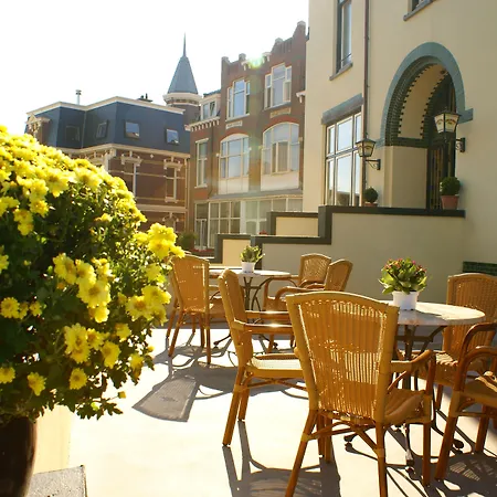 Boulevard Hotel Scheveningen-3