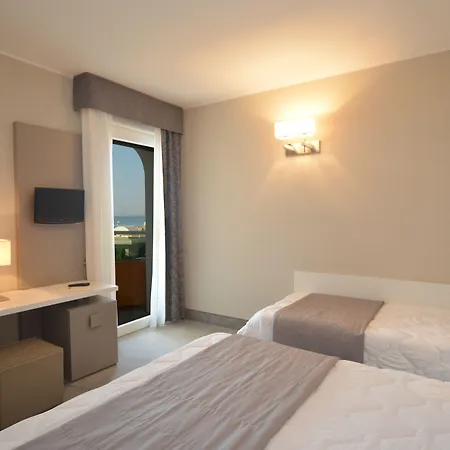 Hotel Anthony-2