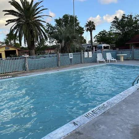 Gulfway Motel And Restaurant-2