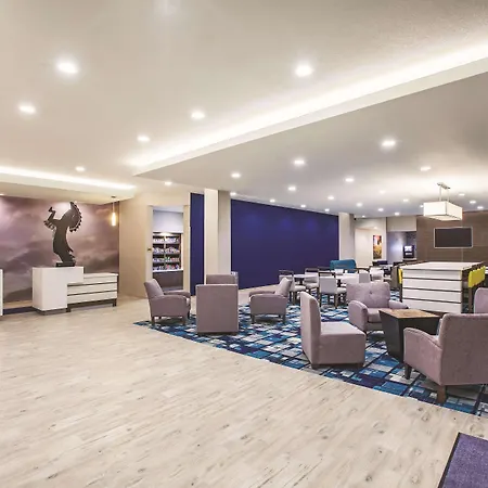 La Quinta By Wyndham Wichita Northeast-3
