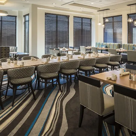 Hilton Garden Inn Pittsburgh Airport-2