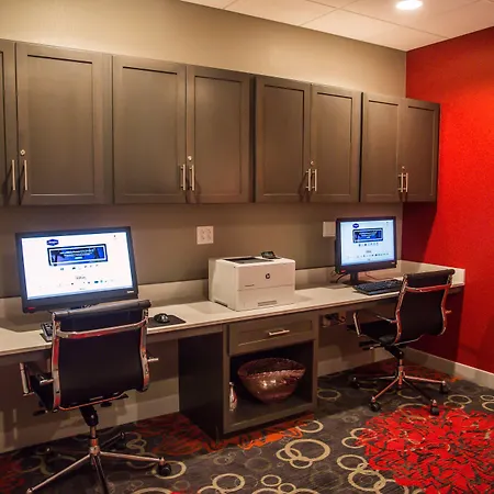 Hampton Inn-Pontiac-3