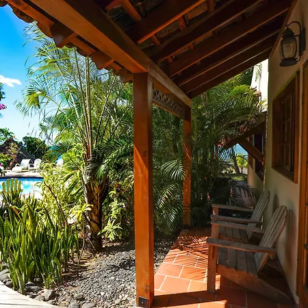 Sansara Surf Yoga & Resort-3