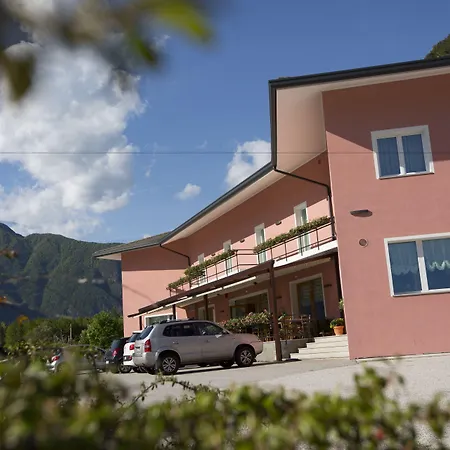 Alma Living Hotel- Al Girarrosto-3