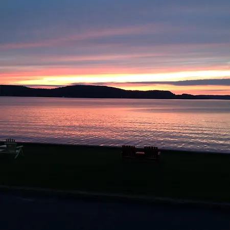 The Sunset Motel-3