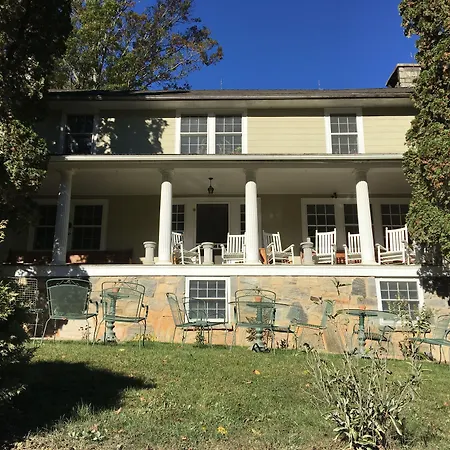 River House Inn-3