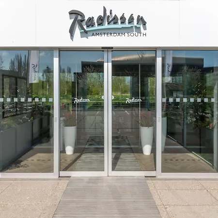 Radisson Hotel & Suites Amsterdam South-2