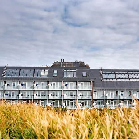 Wyn. Strandhotel Sylt-2