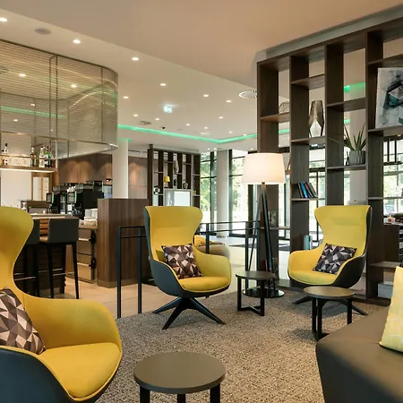 Courtyard By Marriott Wolfsburg-3