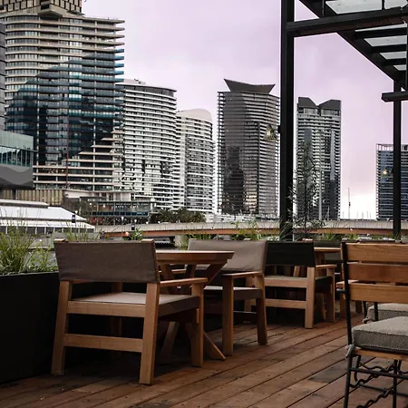 1 Hotel Melbourne-2