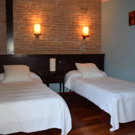 Hospedium Hotel La Fuente-3