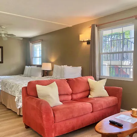 Davis House Inn-2