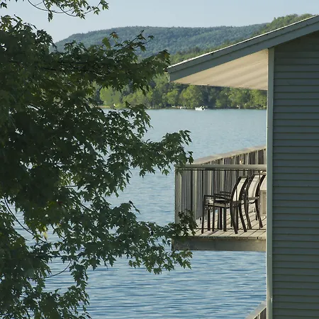 Lake Bomoseen Lodge-3
