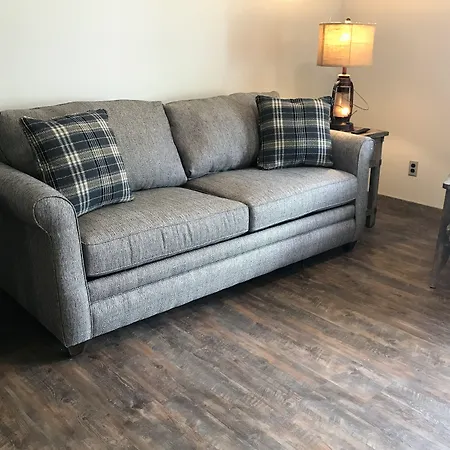 Lake Bomoseen Lodge-2