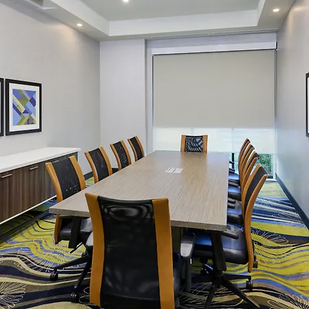 Holiday Inn Express & Suites - Brantford By Ihg-3