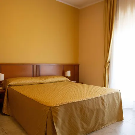 Hotel Maddaloni-3