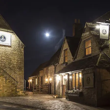 The Royal Oak Tetbury-2