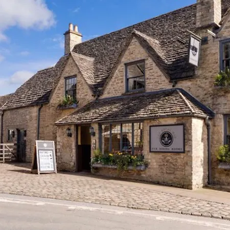 The Royal Oak Tetbury-3