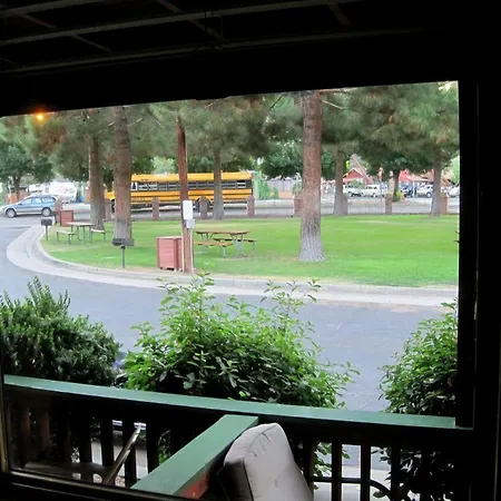 Kernville Inn-3