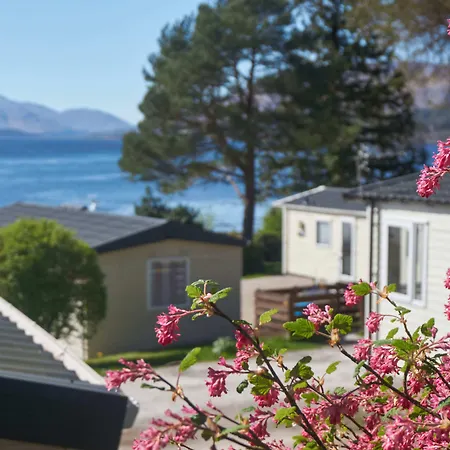 Linnhe Lochside Holidays-2