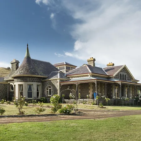 Coragulac House Cottages-3