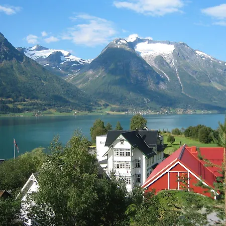 Hjelle Hotel-2