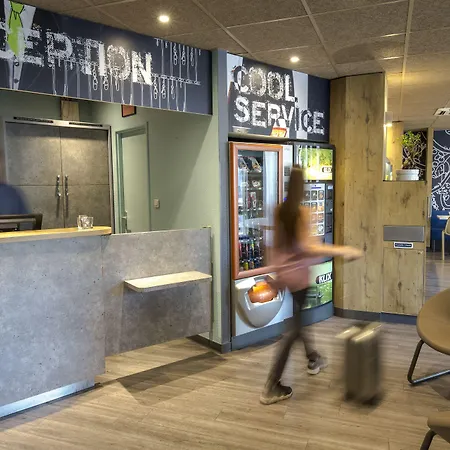 Ibis Budget Marseille Timone-2