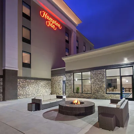 Hampton Inn Sikeston-2