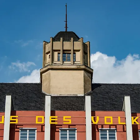 Haus des Volkes - Das Bauhaushotel-2