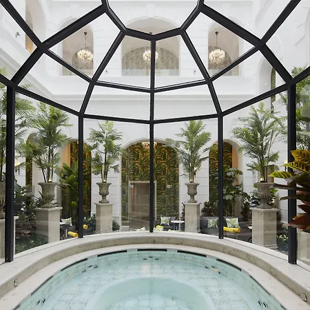 Mystery Hotel Budapest, Preferred Hotels & Resorts-2