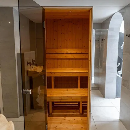 Cour des Loges Lyon, a Radisson Collection Hotel-2